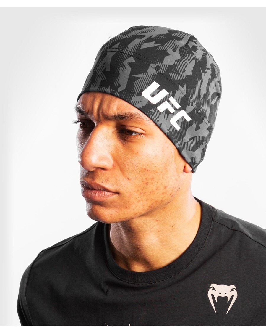 UFC Venum Authentic Fight Week Unisex Performance Beanie - Black