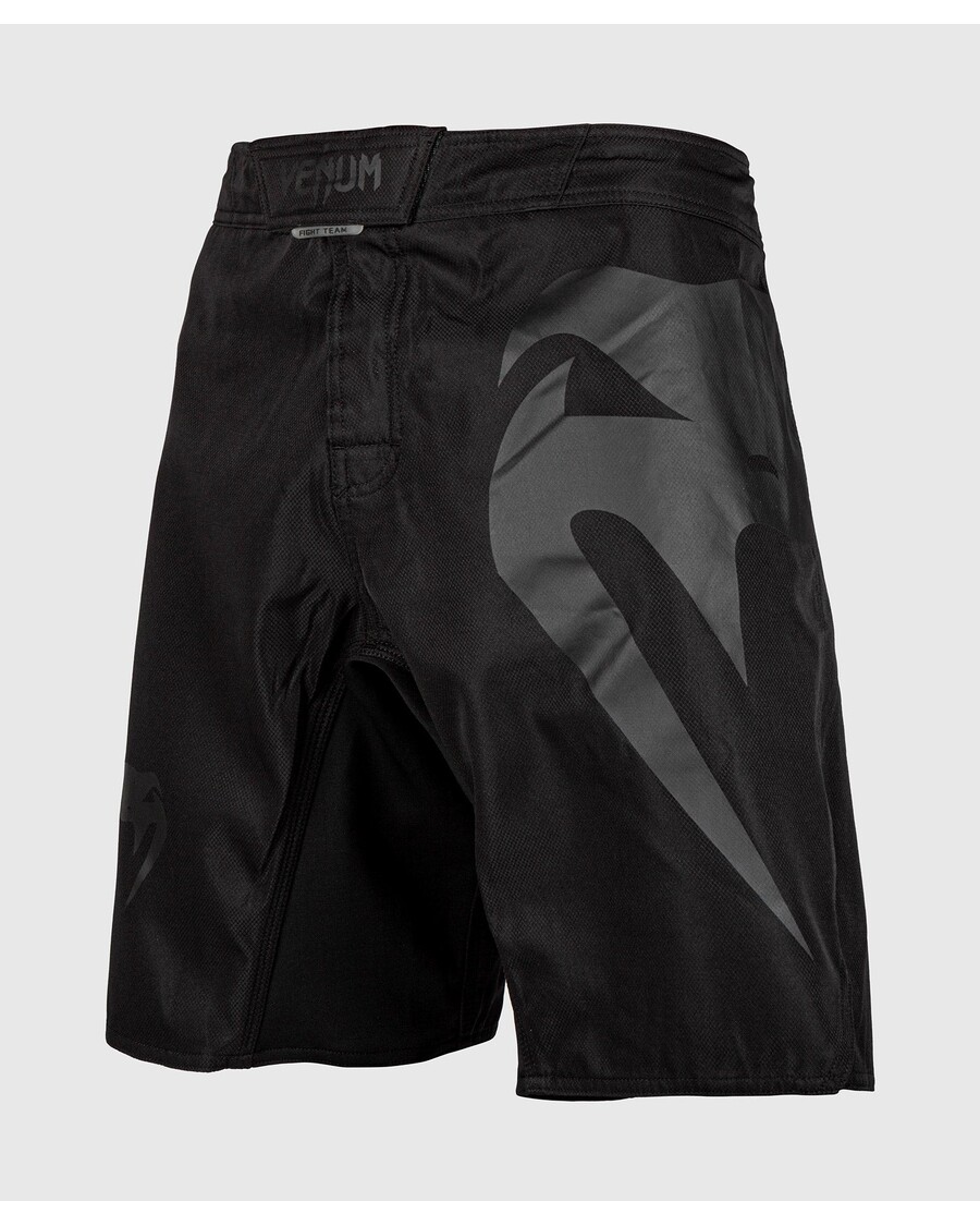 Venum Light 3.0 Kampfshorts – Schwarz/Schwarz