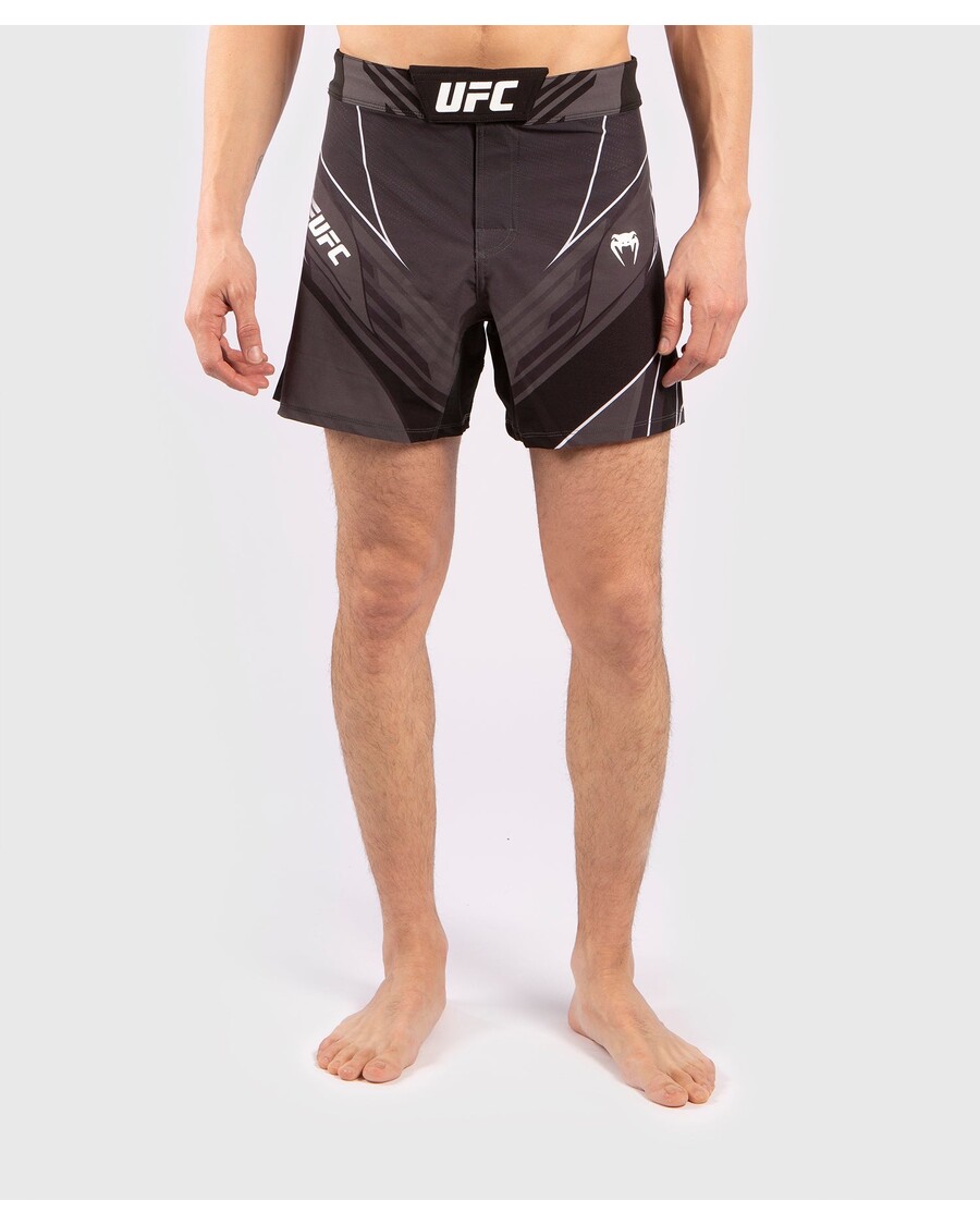 UFC Venum Pro Line Men's Shorts - Black