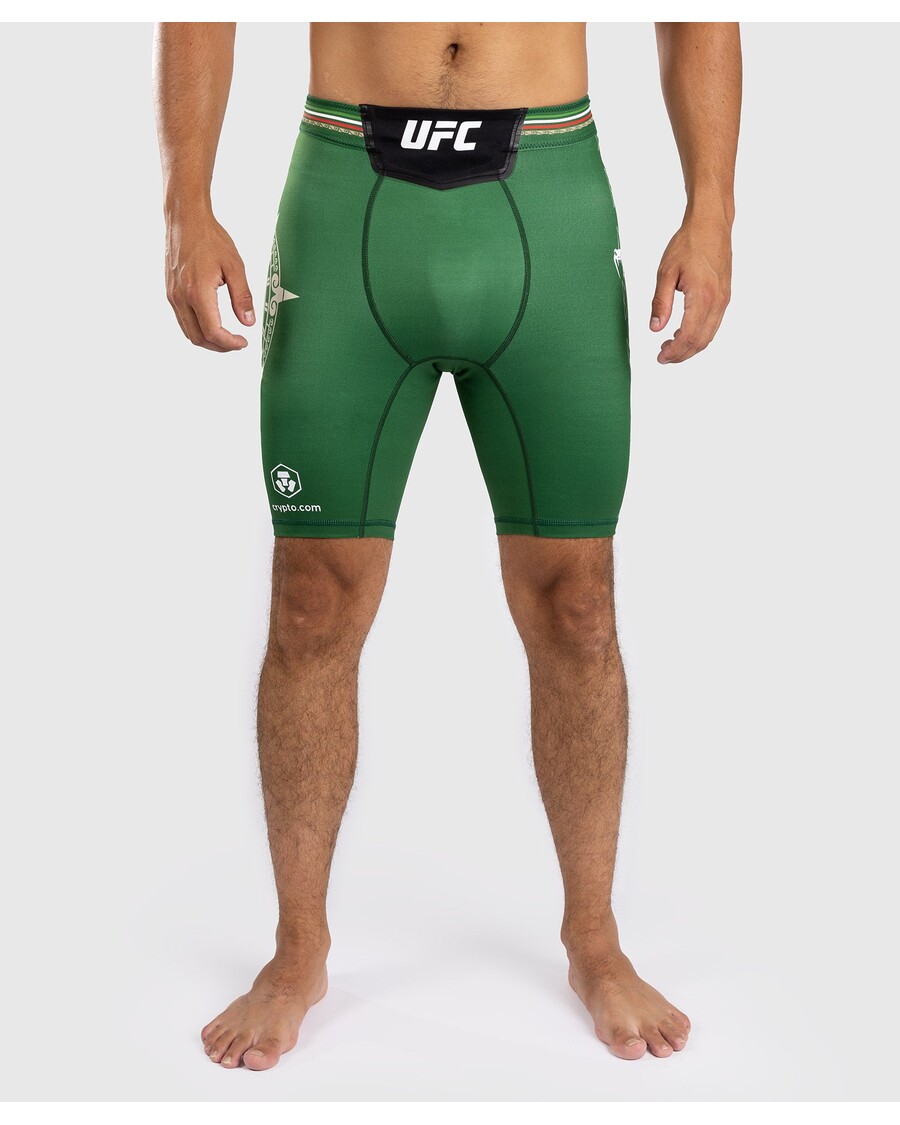 Noche UFC by Venum Authentic Fight Night Men’s Vale Tudo Short - Green