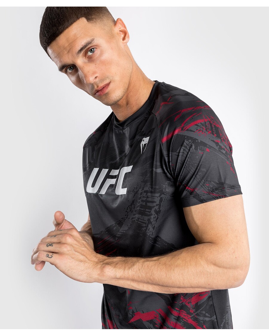 UFC Venum Authentic Fight Week 2.0 Men's Dry Tech T-shirt - Black