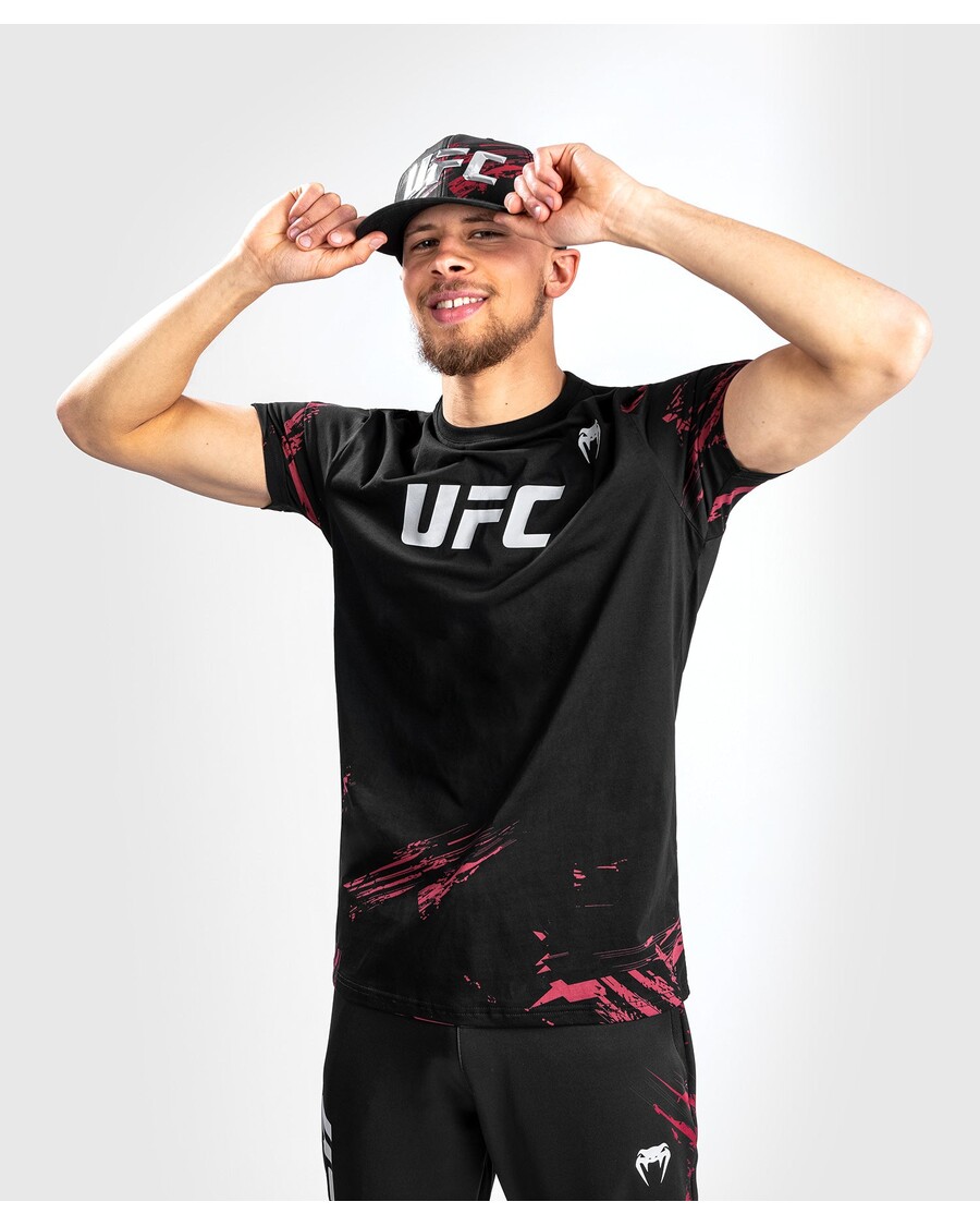 UFC Venum Authentic Fight Week 2.0 Men’s Short Sleeve T-Shirt – Black