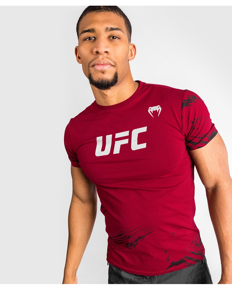 UFC Venum Authentic Fight Week 2.0 Men’s Short Sleeve T-Shirt - Red