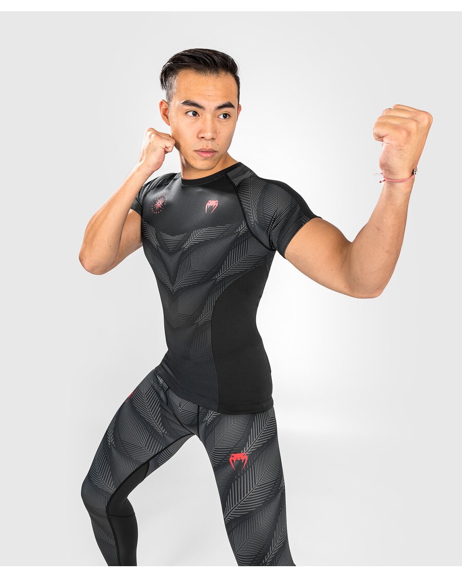 Venum Phantom Rashguard Short Sleeves - Black/Red