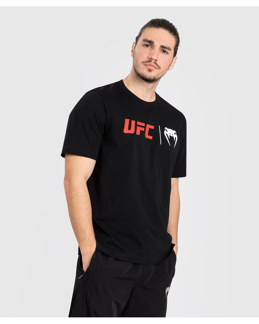 UFC Venum Classic T-Shirt - Black/Red