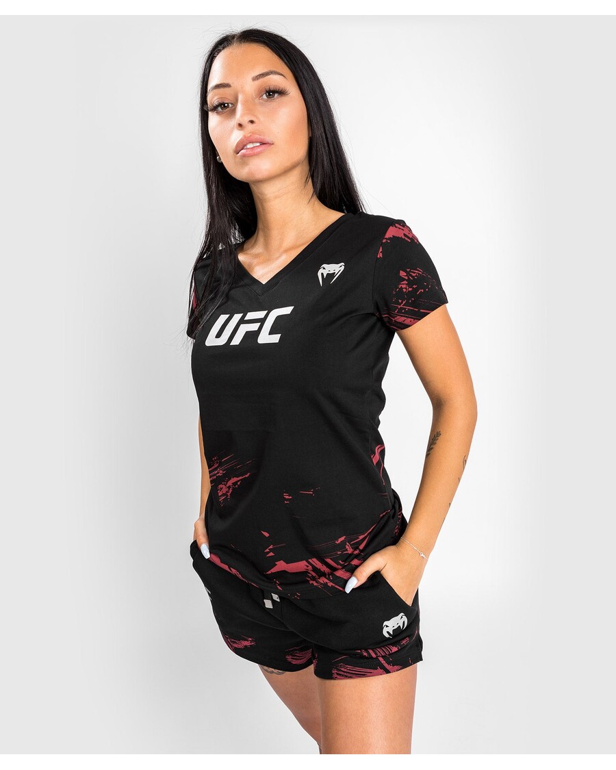 UFC Venum Authentic Fight Week 2.0 Women’s Short Sleeve T-Shirt - Black/Red