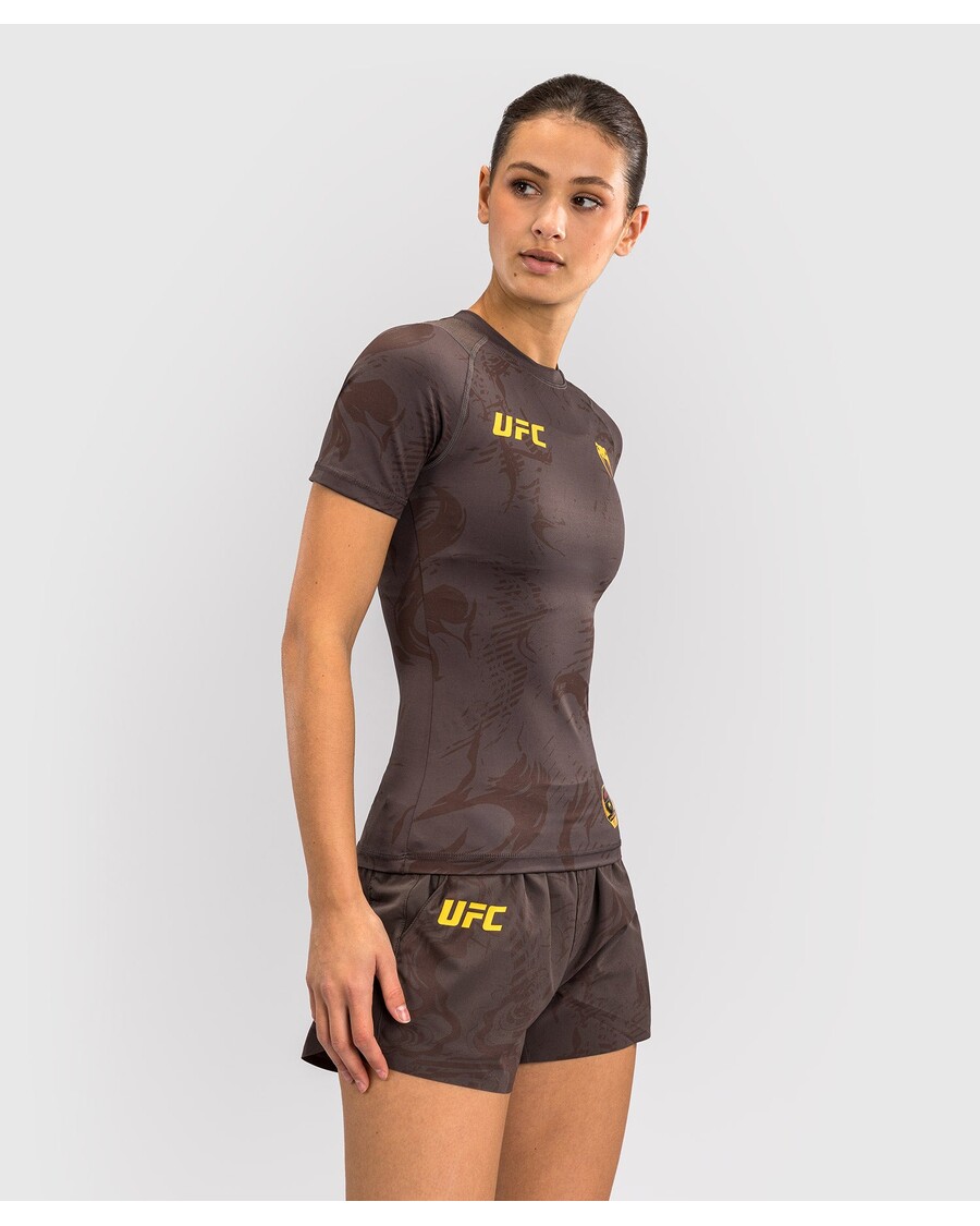 UFC Fusion by Venum Fight Week Women’s Performance Short Sleeve Rashguard - Solid Earthen Brown